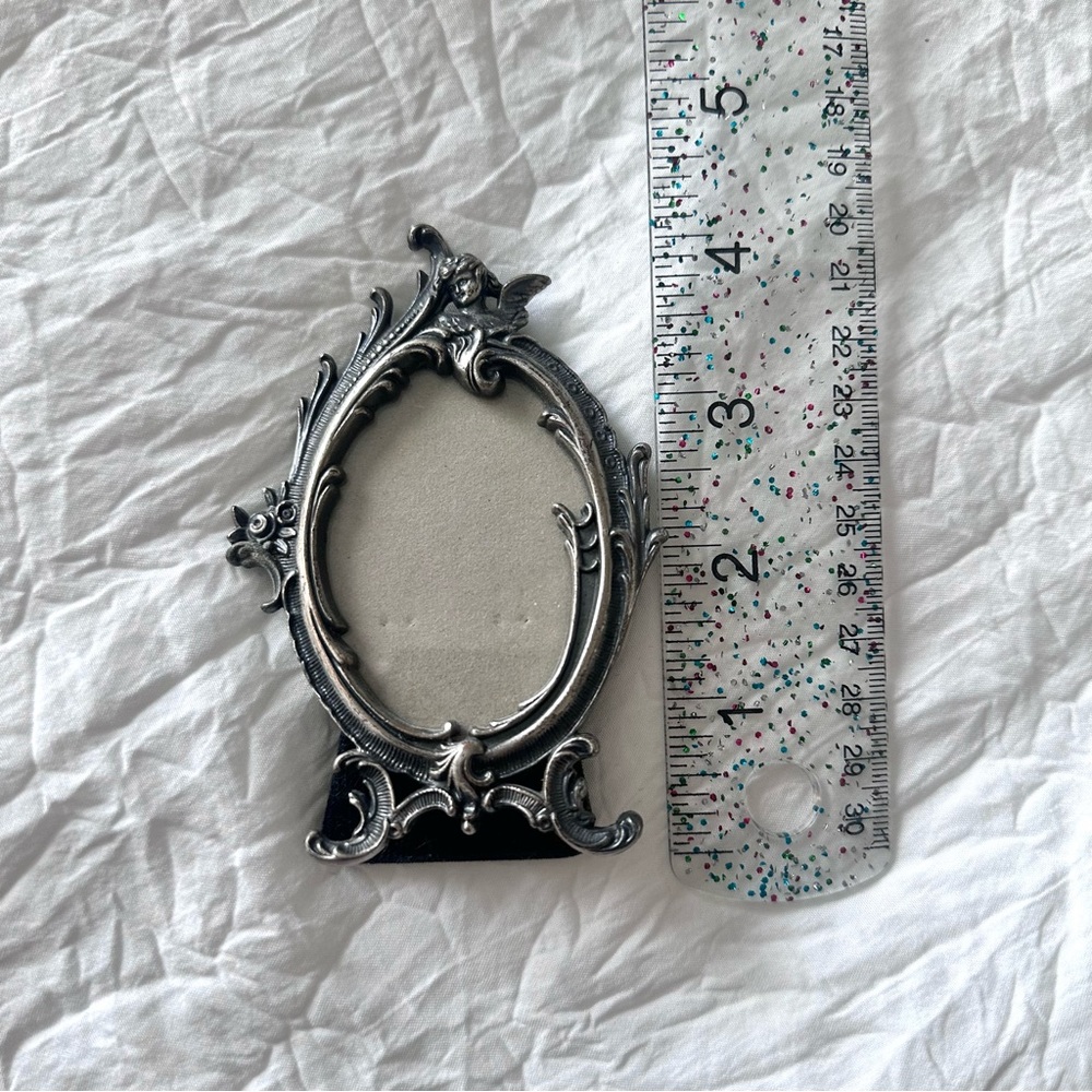 Vintage Silver Cherub Picture Frame - Picture 4 of 6